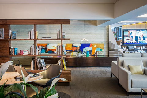 Hyatt Regency Brisbane - eAccommodation 13