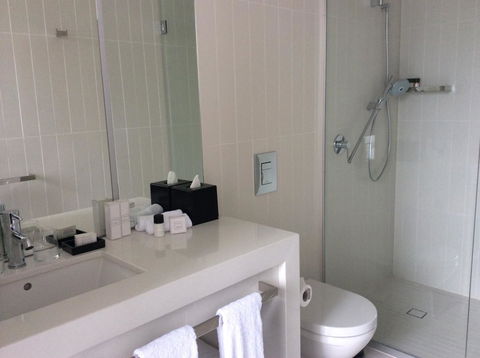 Hyatt Regency Brisbane - eAccommodation 24