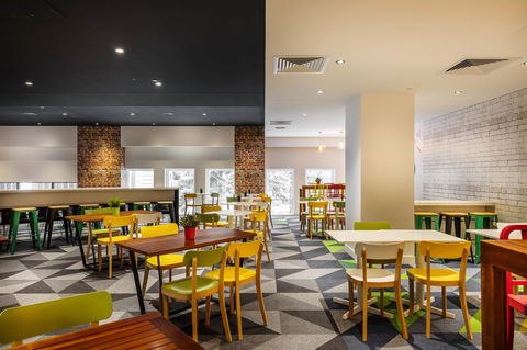 Ibis Styles Brisbane Elizabeth Street - eAccommodation 23