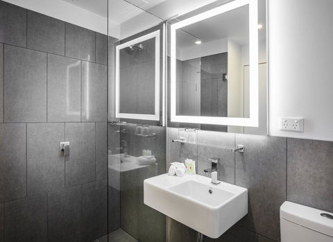 Ibis Styles Brisbane Elizabeth Street - eAccommodation 11