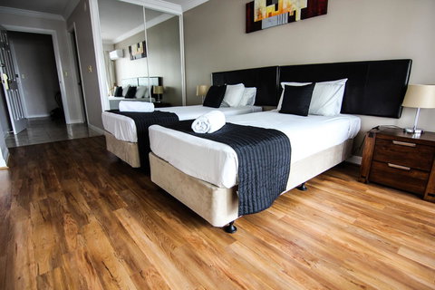 The Phoenician Resort - eAccommodation 3