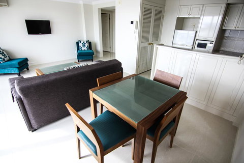 The Phoenician Resort - eAccommodation 17