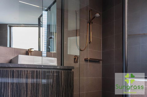 The Residences At The Peninsula - eAccommodation 34