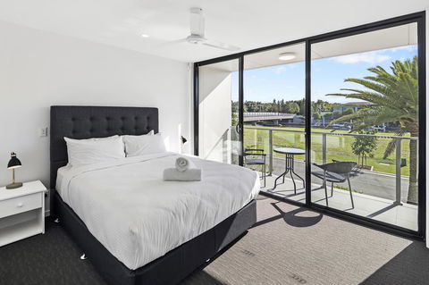 The Residences At The Peninsula - eAccommodation 13