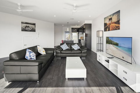 The Residences At The Peninsula - eAccommodation 20