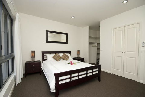 Woodville Beach Townhouse 5 - eAccommodation 2