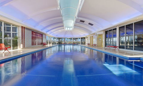 Towers Of Chevron - Private Apartment - eAccommodation 13