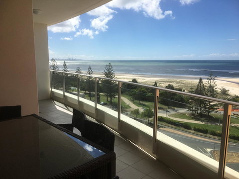 Kirra Surf Apartments - eAccommodation 36