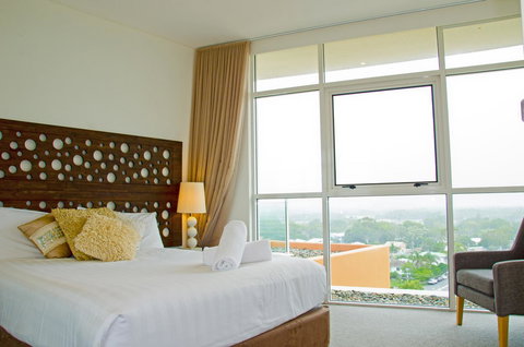 Kirra Surf Apartments - eAccommodation 8