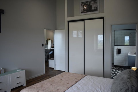 Ironbark House - eAccommodation 23