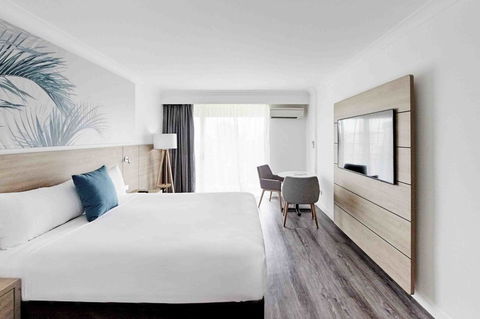 Novotel Cairns Oasis Resort - eAccommodation 6