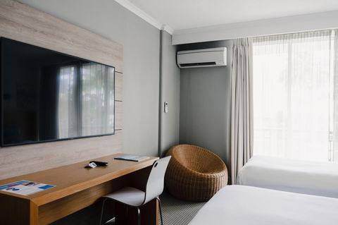 Novotel Cairns Oasis Resort - eAccommodation 26