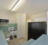 Lychee Tree Holiday Apartments - eAccommodation