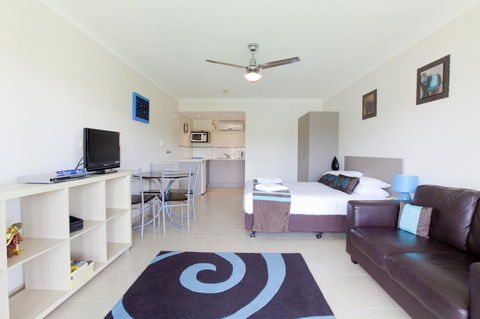 Bay Of Palms - eAccommodation 40