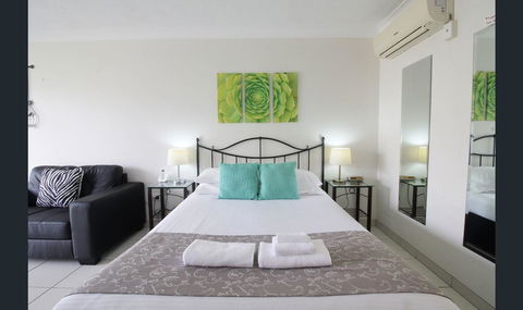 Bay Of Palms - eAccommodation 23