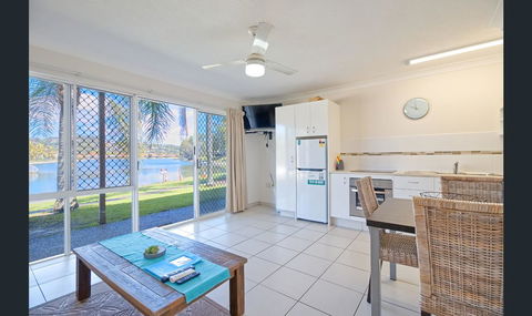 Bay Of Palms - eAccommodation 4