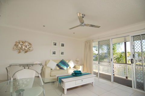 Bay Of Palms - eAccommodation 31