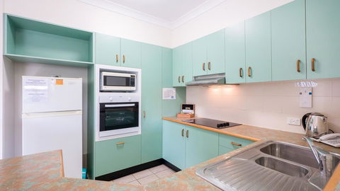 Currumbin Sands On The Beach - eAccommodation 27