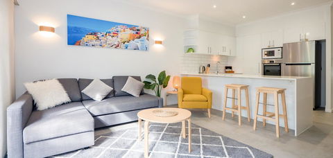 Currumbin Sands On The Beach - eAccommodation 17