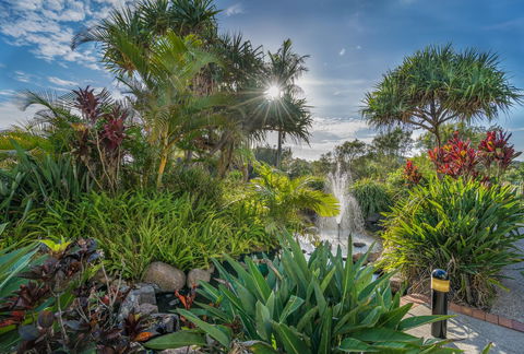 Currumbin Sands On The Beach - eAccommodation 10