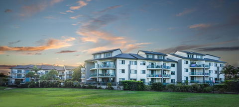 Currumbin Sands On The Beach - eAccommodation 11