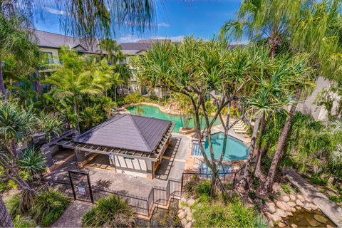 Currumbin Sands On The Beach - eAccommodation 6
