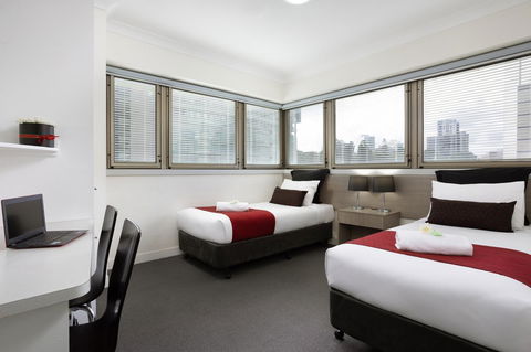 George Williams Hotel - eAccommodation 10