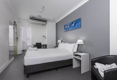 George Williams Hotel - eAccommodation 35