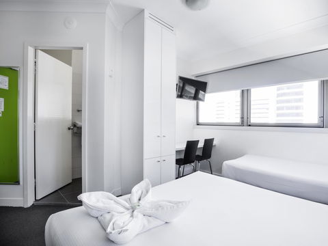 George Williams Hotel - eAccommodation 31