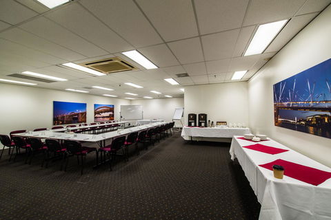 George Williams Hotel - eAccommodation 44