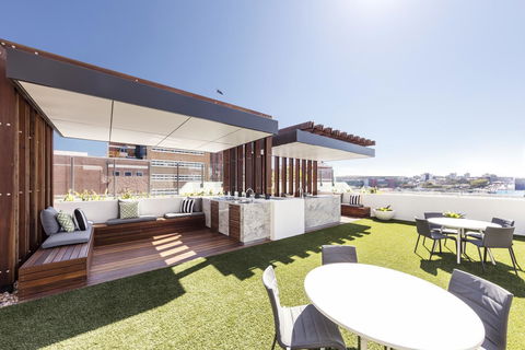 The Milton Brisbane - eAccommodation 11