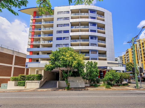 Tribeca Apartments - eAccommodation 11