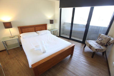 Tribeca Apartments - eAccommodation 4