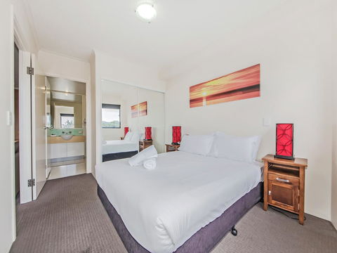 Tribeca Apartments - eAccommodation 37