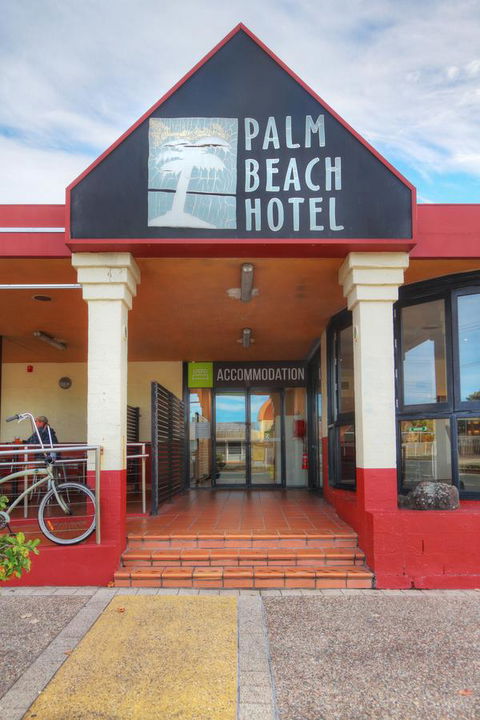 Palm Beach Hotel - eAccommodation 7