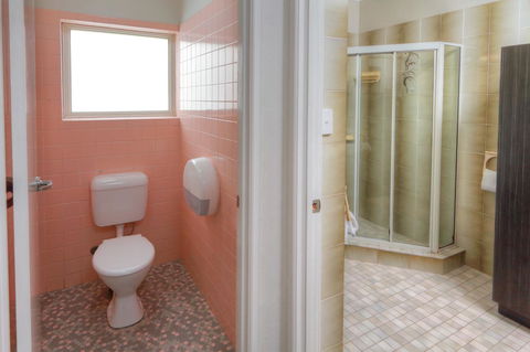 Palm Beach Hotel - eAccommodation 9