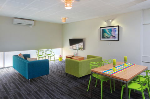 Palm Beach Hotel - eAccommodation 4