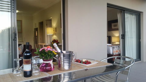 La Vida On Anzac - eAccommodation 36