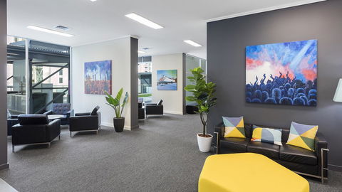 Oaks Brisbane Festival Suites - eAccommodation 11