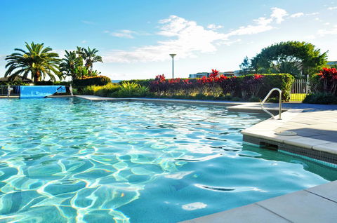 Waterfront Resort Villa With Buggy - eAccommodation 23