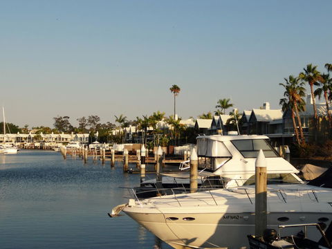 Waterfront Resort Villa With Buggy - eAccommodation 28