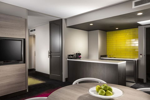 Voco Brisbane City Centre, An IHG Hotel - eAccommodation 21