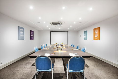 Voco Brisbane City Centre, An IHG Hotel - eAccommodation 9