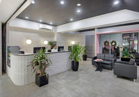 The Metropolitan Spring Hill - eAccommodation 3