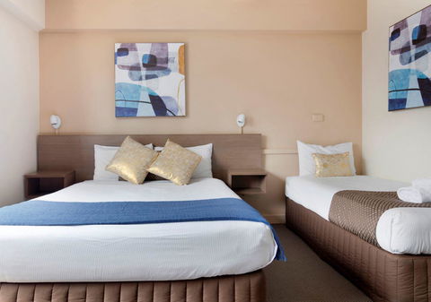 The Metropolitan Spring Hill - eAccommodation 11