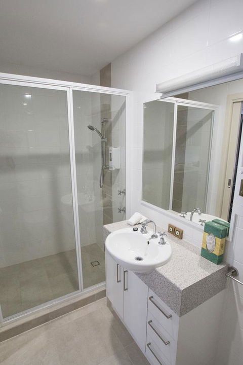 The Metropolitan Spring Hill - eAccommodation 30