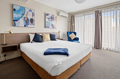 The Metropolitan Spring Hill - eAccommodation 26