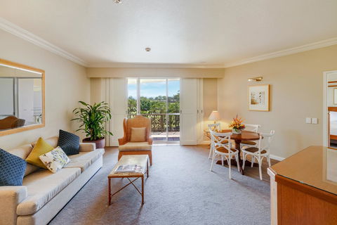 InterContinental Sanctuary Cove Resort, An IHG Hotel - eAccommodation 13