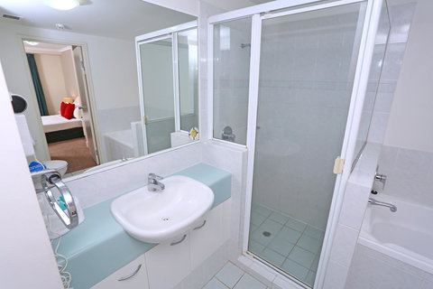 Neptune Resort - eAccommodation 29