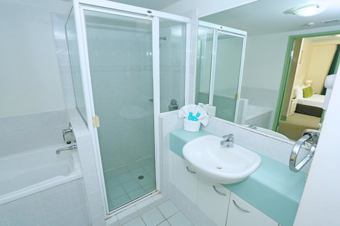 Neptune Resort - eAccommodation 42